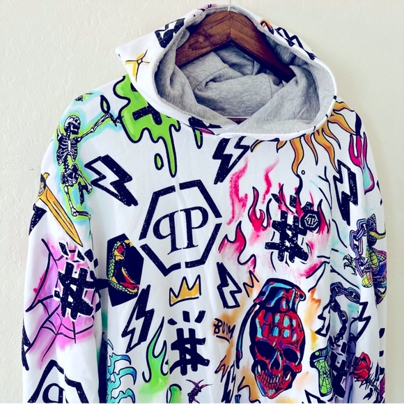 Rare Philipp Plein Tracksuit Zipper Jacket and Joggers Tattoo
Monogram - White - Picture 6 of 16